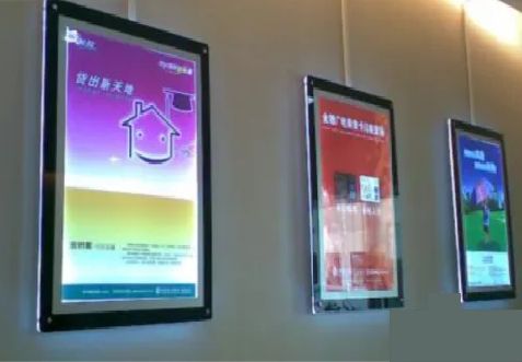 富平什么是超薄灯箱?