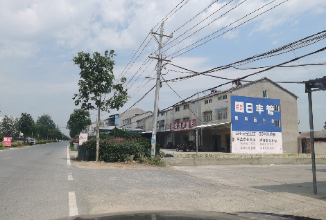 富平如何能保证墙体广告的醒目性？